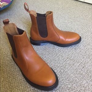 Dr. martens brown flora oak chelsea boot